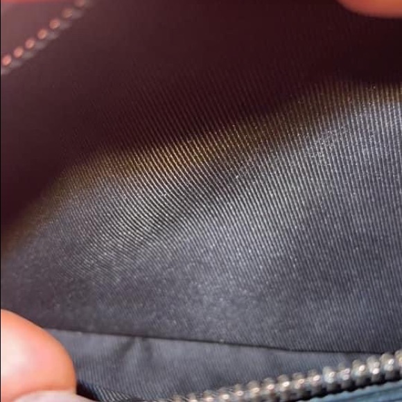 Pristine 100% Authentic LV Outdoor Bumbag in Noir - Picture 8 of 12